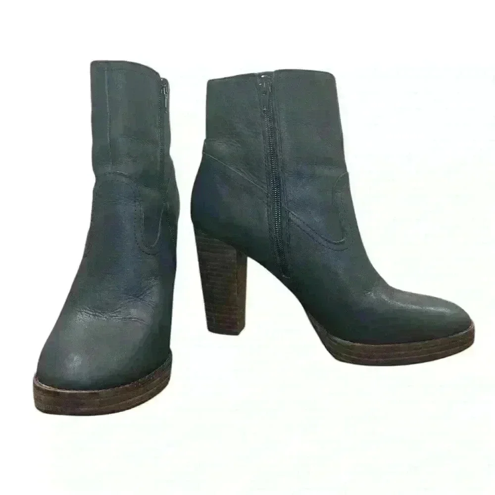 Lucky Brand Dark Gray Leather Ankle Boots size 9.5
